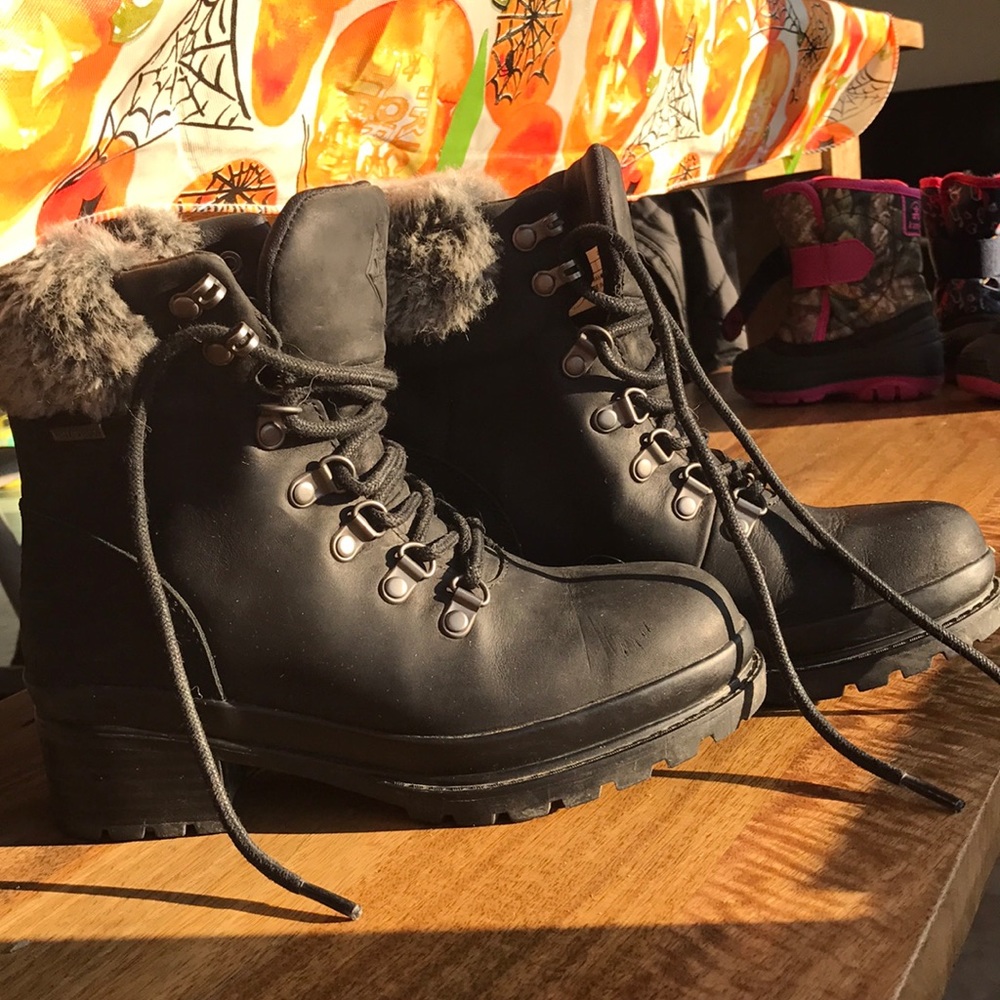 Muck boots